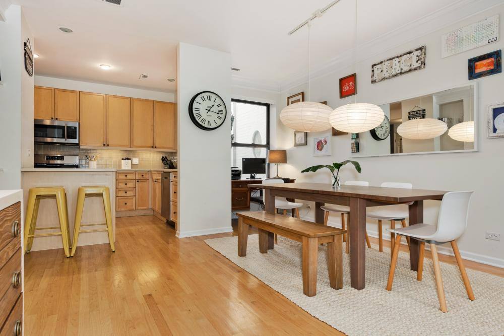 Condo for rent at 2439 N Burling St #1S, Chicago, IL 60614