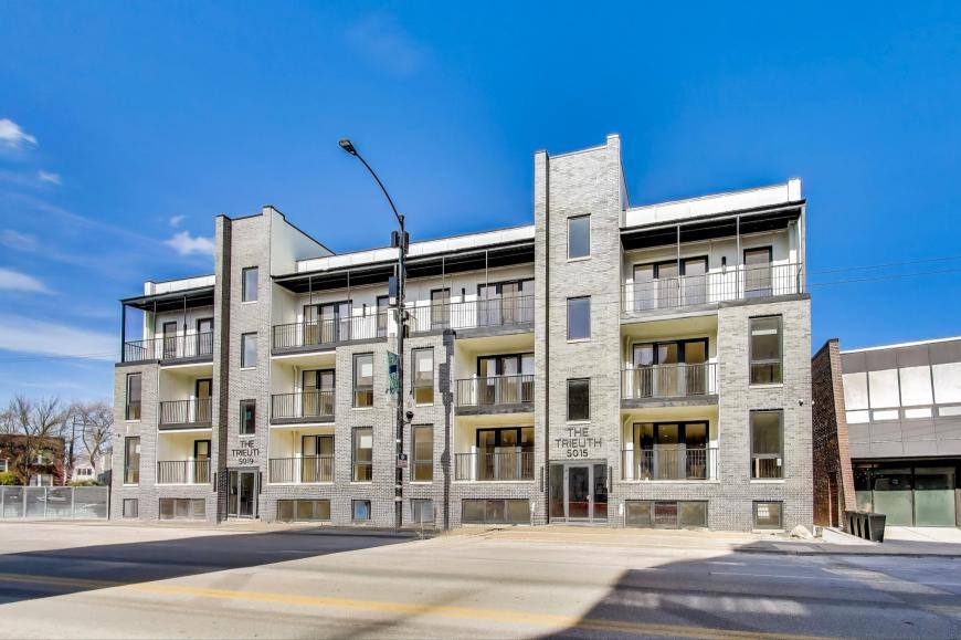 Apartment for rent at 5015 N Lincoln Ave #2N, Chicago, IL 60625