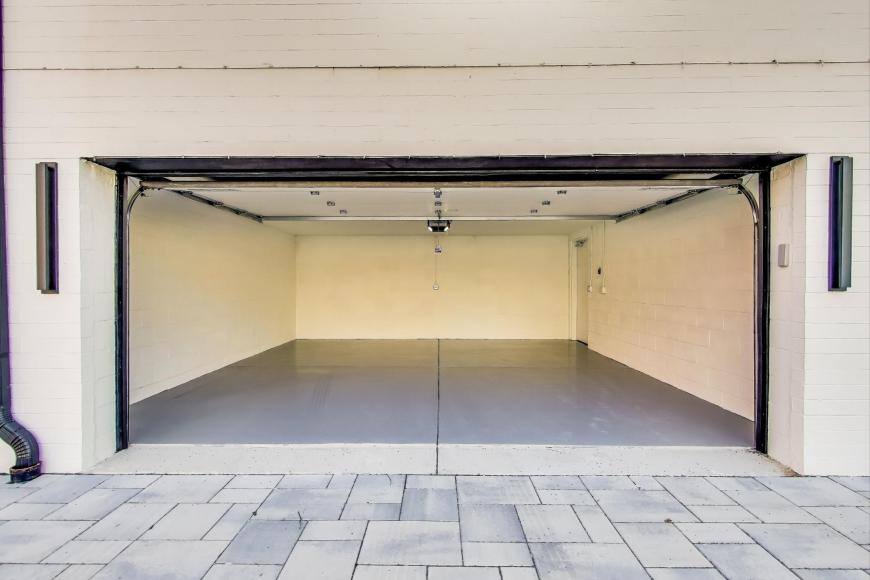 Apartment for rent at 5015 N Lincoln Ave #2N, Chicago, IL 60625