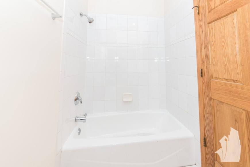 Apartment for rent at 2539 N Southport Ave #4S, Chicago, IL 60614