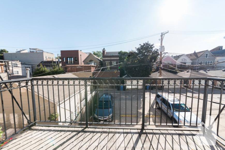 Apartment for rent at 2539 N Southport Ave #4S, Chicago, IL 60614