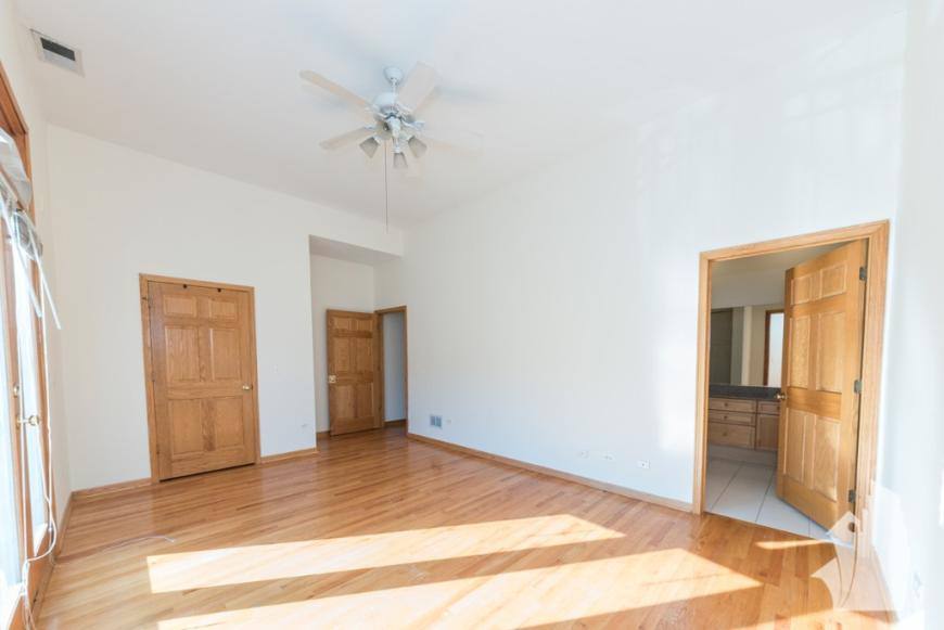 Apartment for rent at 2539 N Southport Ave #4S, Chicago, IL 60614