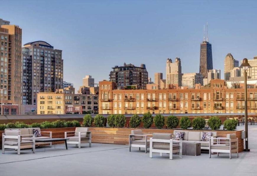 Condo for rent at 400 N Clinton #307, Chicago, IL 60654