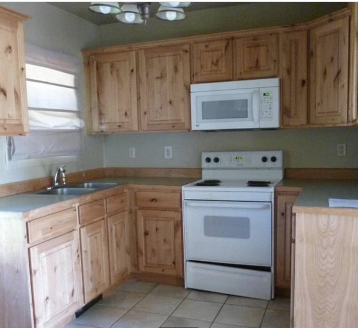 House for rent at 1001 S Pacific St, Dillon, MT 59725