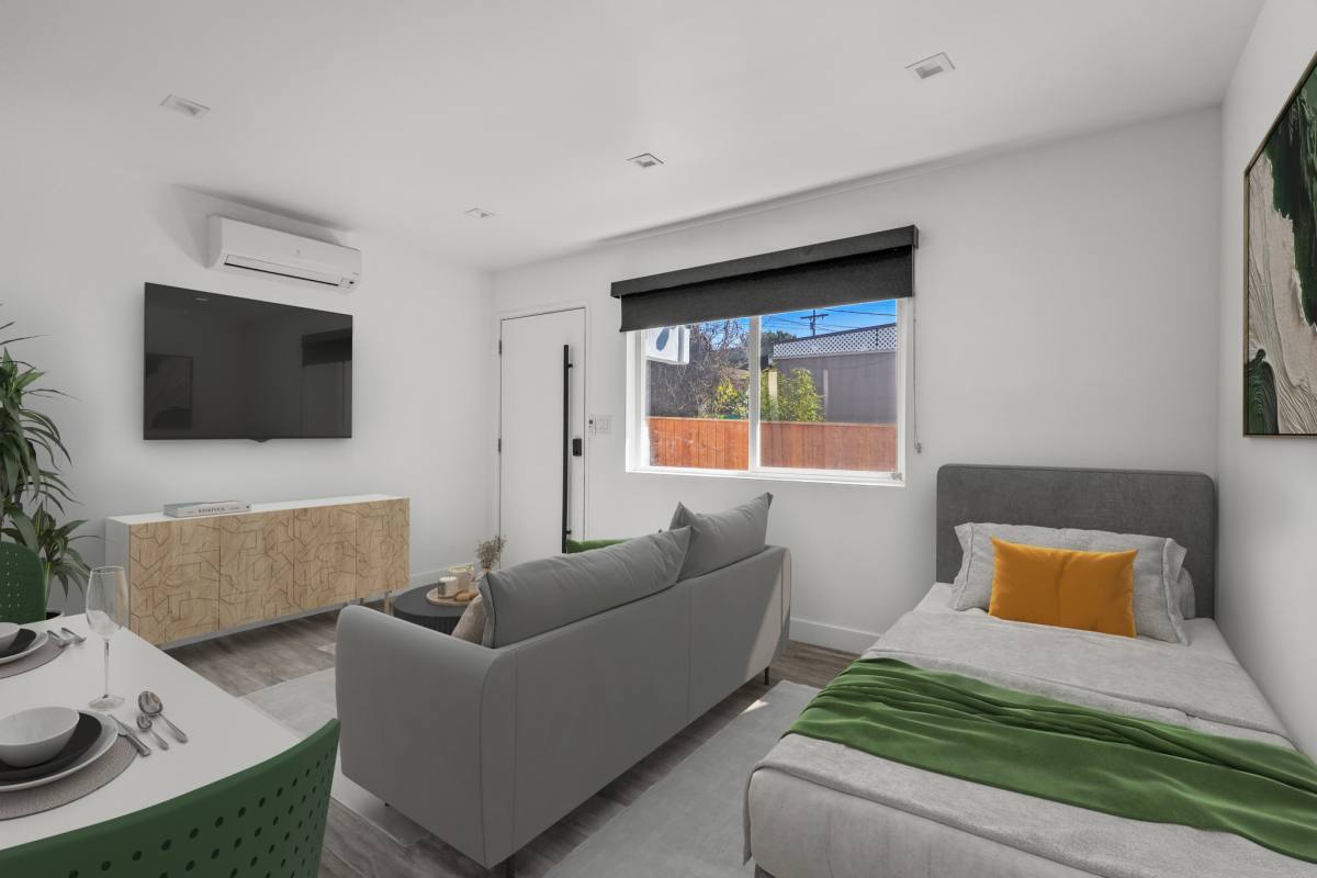 Apartment for rent at 2814 Sichel St #3, Los Angeles, CA 90031
