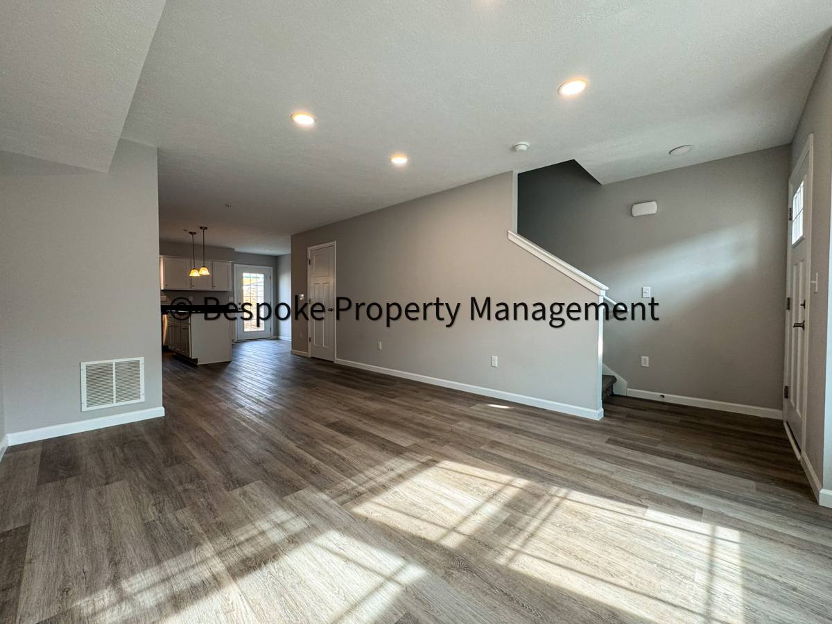 Townhouse for rent at 31-41 Goliath Dr, Bridgeport, WV 26330