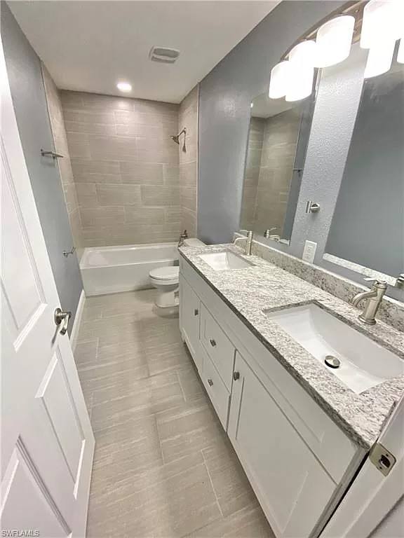 House for rent at 8096 Harrisburg Dr, Fort Myers, FL 33967