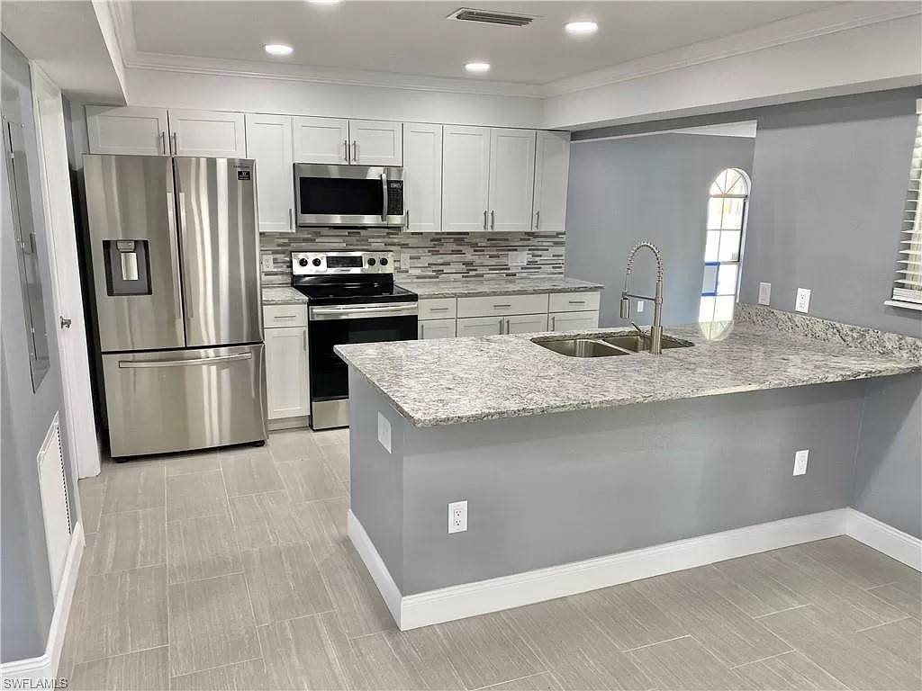 House for rent at 8096 Harrisburg Dr, Fort Myers, FL 33967