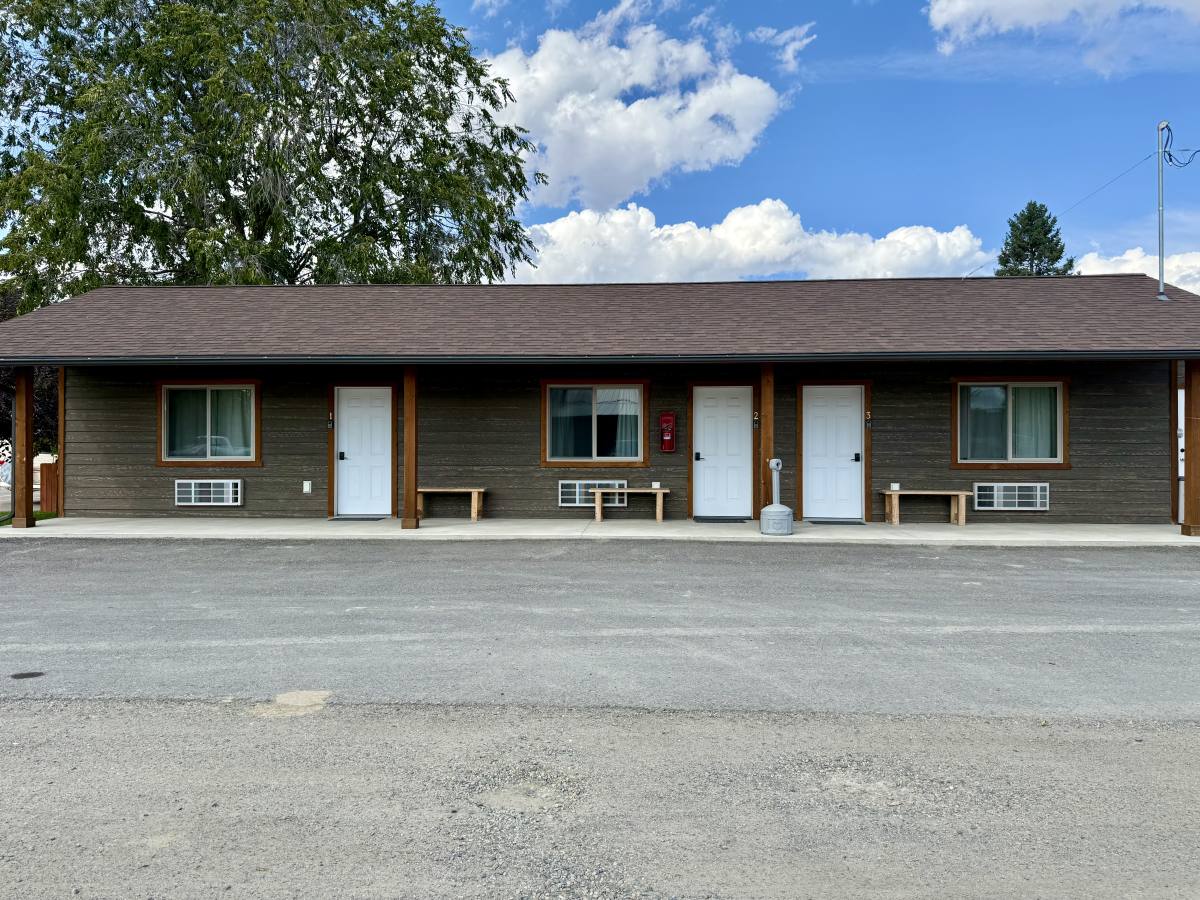 Apartment for rent at 325 S Main St #3, Twin Bridges, MT 59754