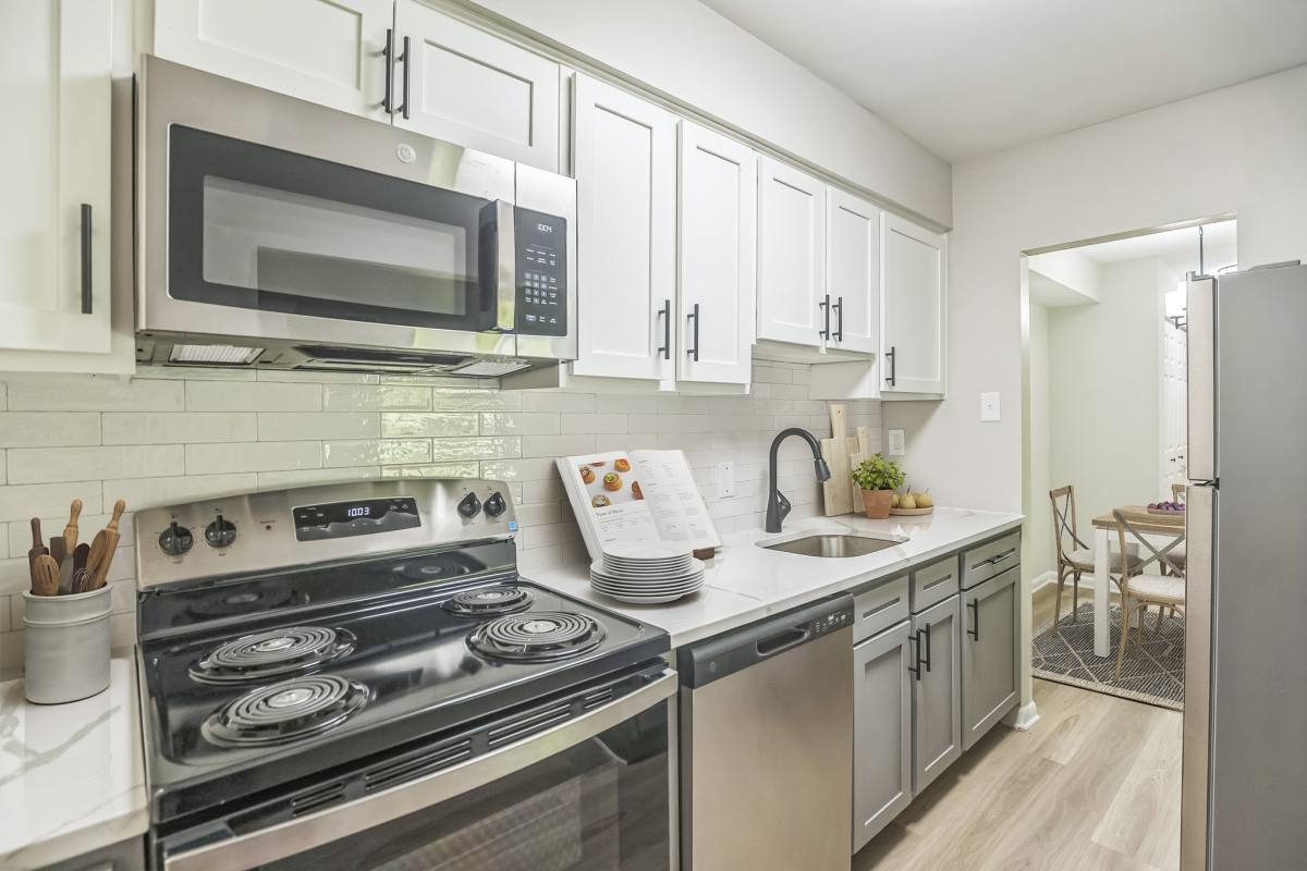 Townhouse for rent at Ramblewood Village, 601-A Country Club Parkway, Mount Laurel, NJ 08054