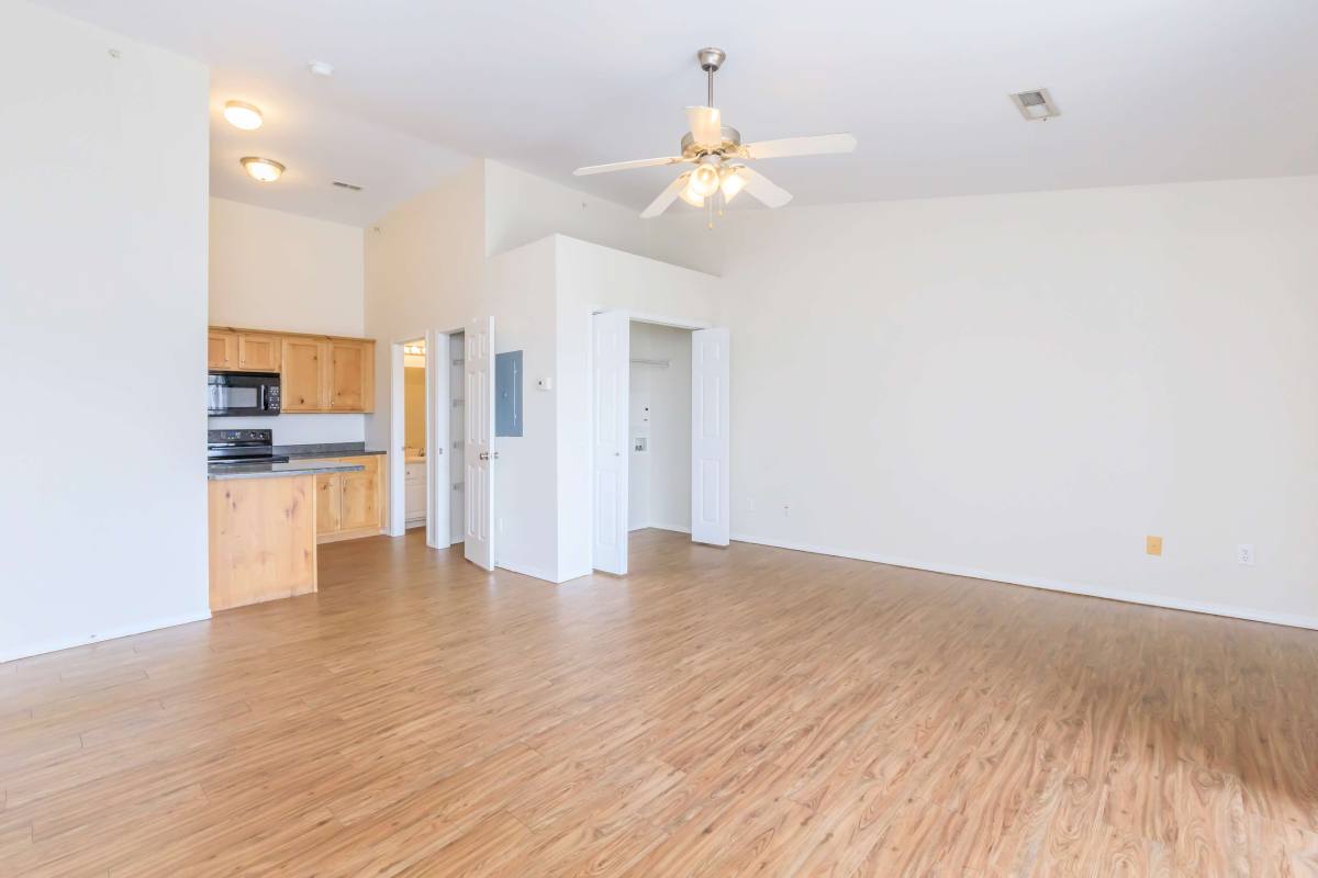 Apartment for rent at Sandstone Heights, 2861 S Nettleton Ave, Springfield, MO 65807