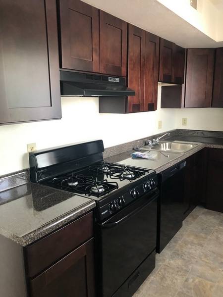 Apartment for rent at Southwyck Place, 2200 Foxbourne Rd, Toledo, OH 43615