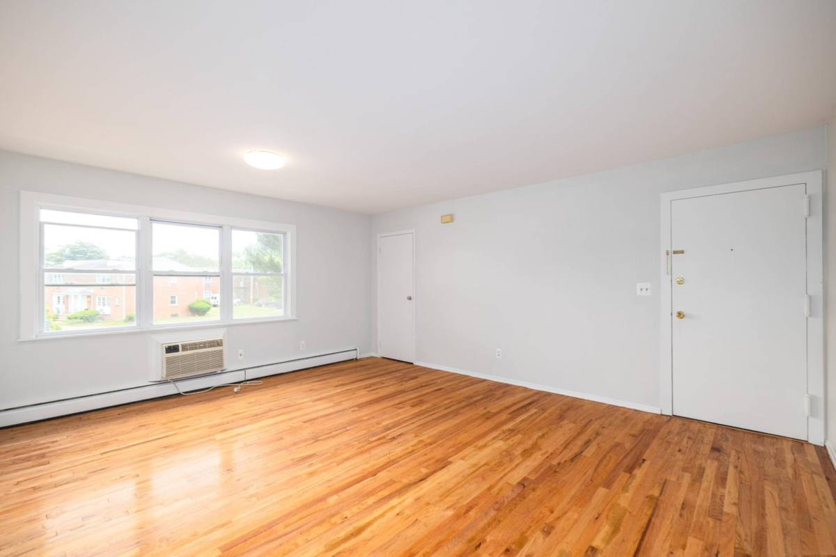 Apartment for rent at Pinewood, 1703 Lexington Ave, Lakewood, NJ 08701