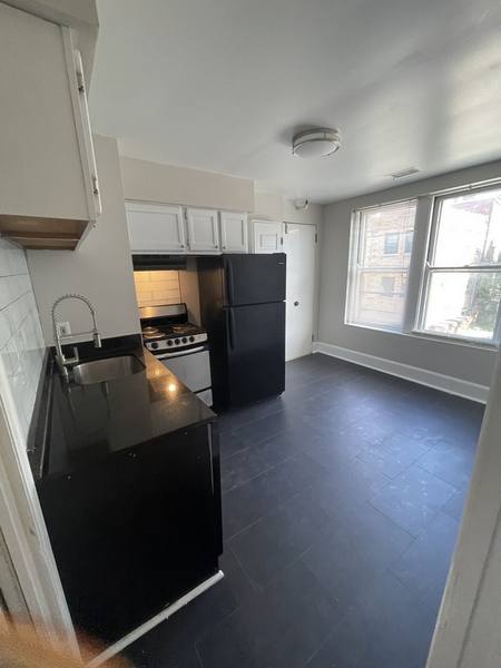 Apartment for rent at The Arthur, 545 Greenup St #S12, Covington, KY 41011