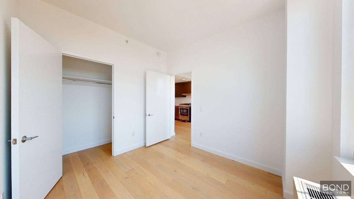 Apartment for rent at 144-74 Northern Blvd #PHU, Flushing, NY 11354