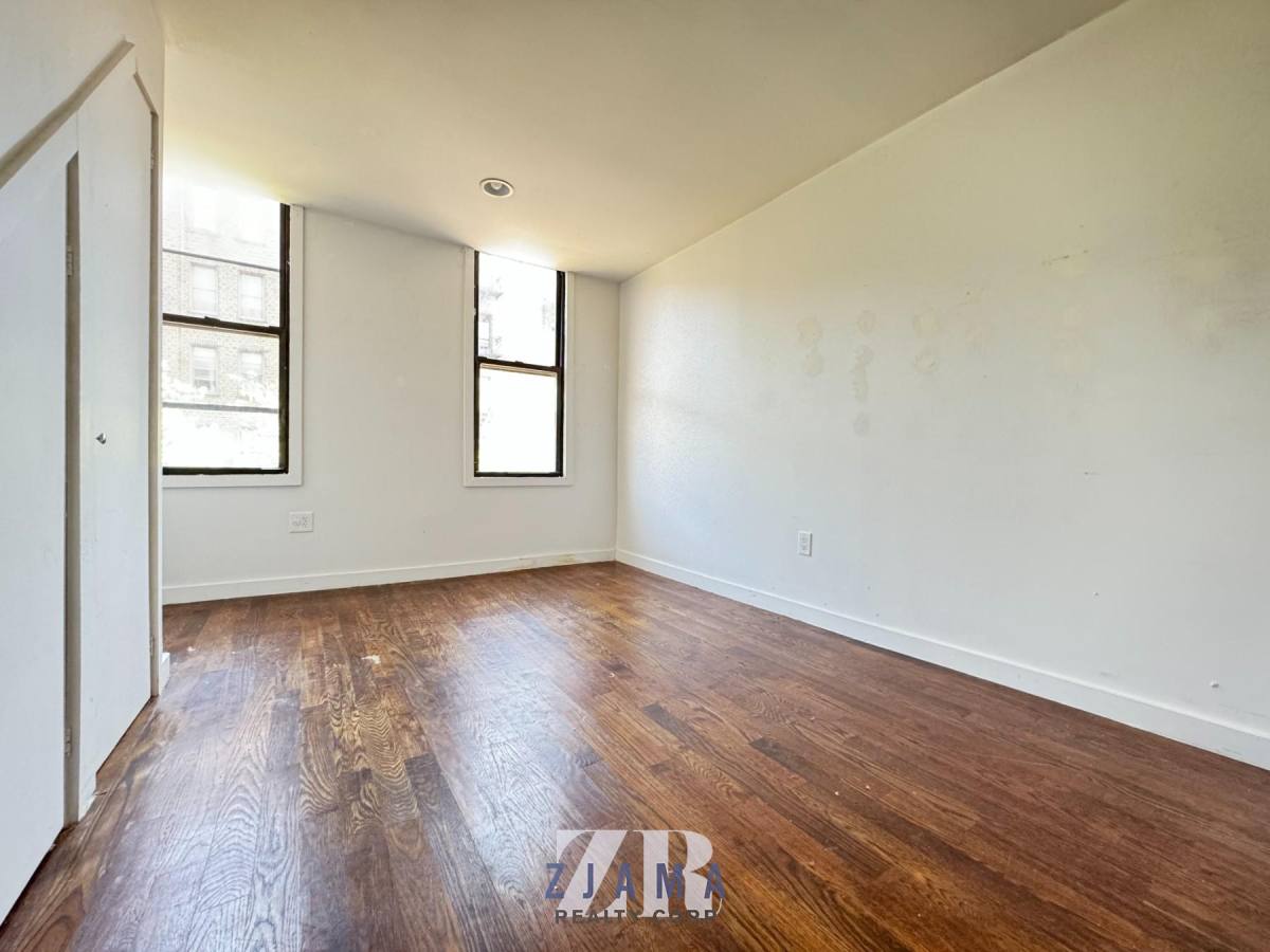 Apartment for rent at 886 Franklin Ave #2R, Brooklyn, NY 11225