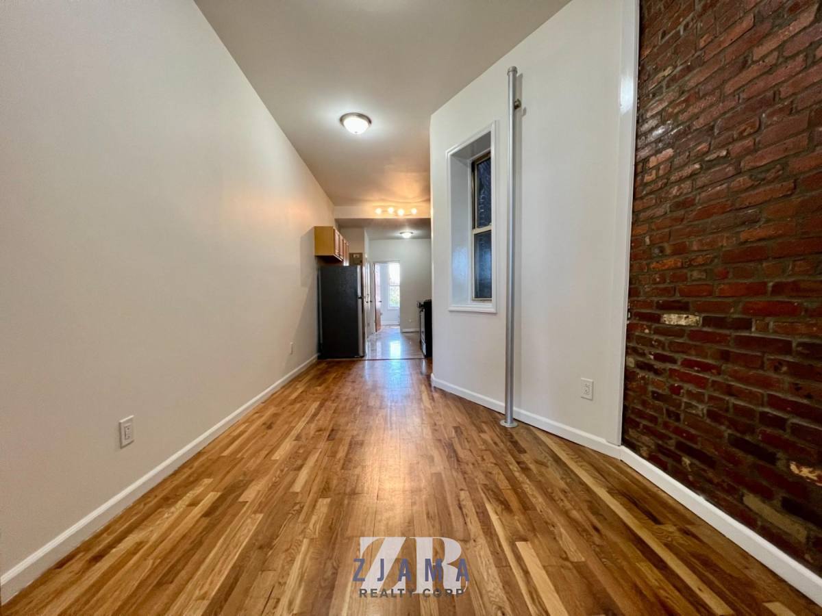 Apartment for rent at 326 21st St #4R, Brooklyn, NY 11215