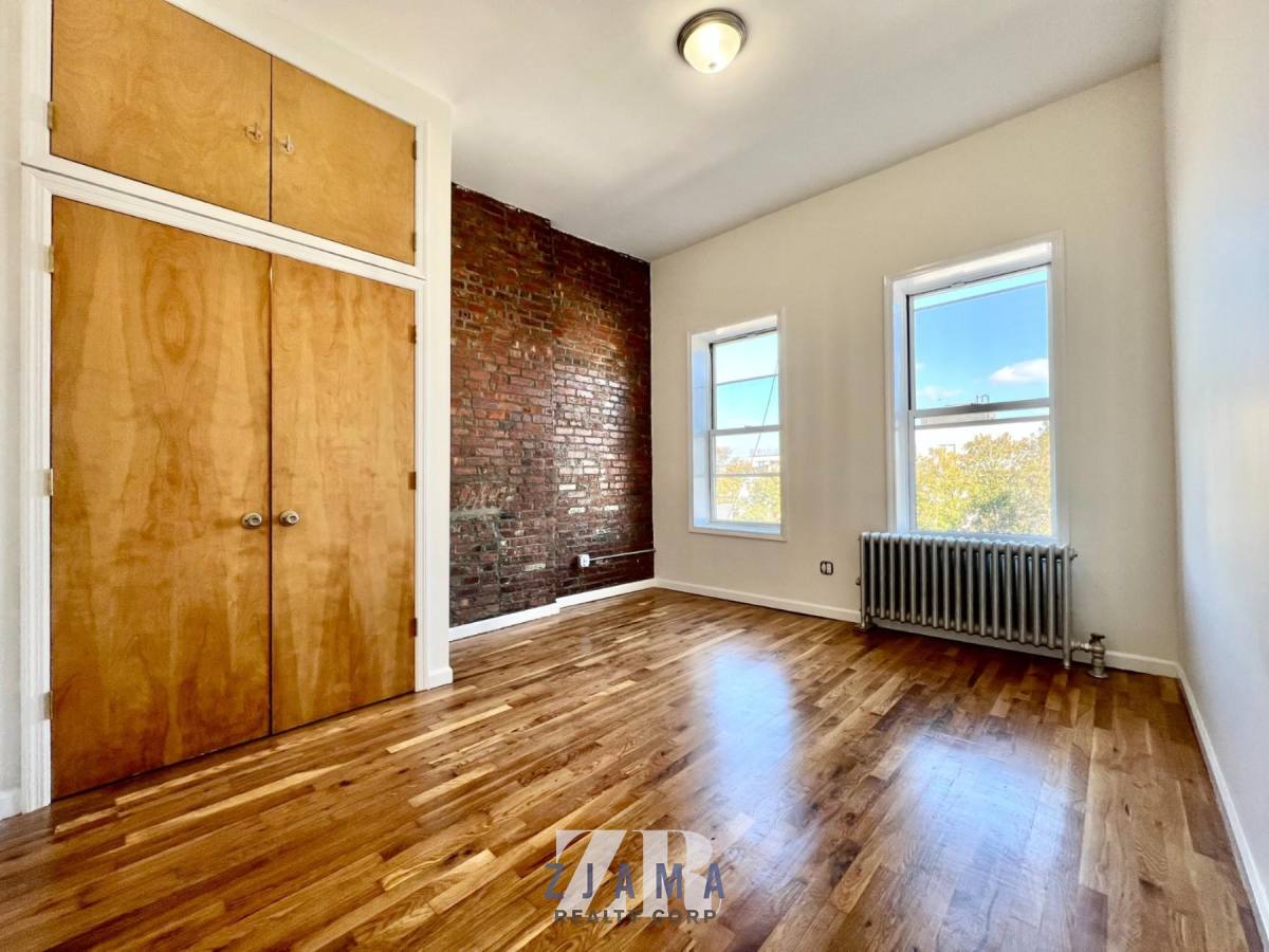 Apartment for rent at 326 21st St #4R, Brooklyn, NY 11215