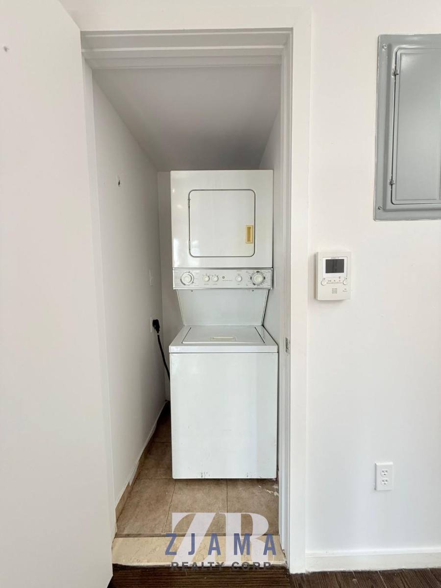 Apartment for rent at 950 Nostrand Ave #3F, Brooklyn, NY 11225