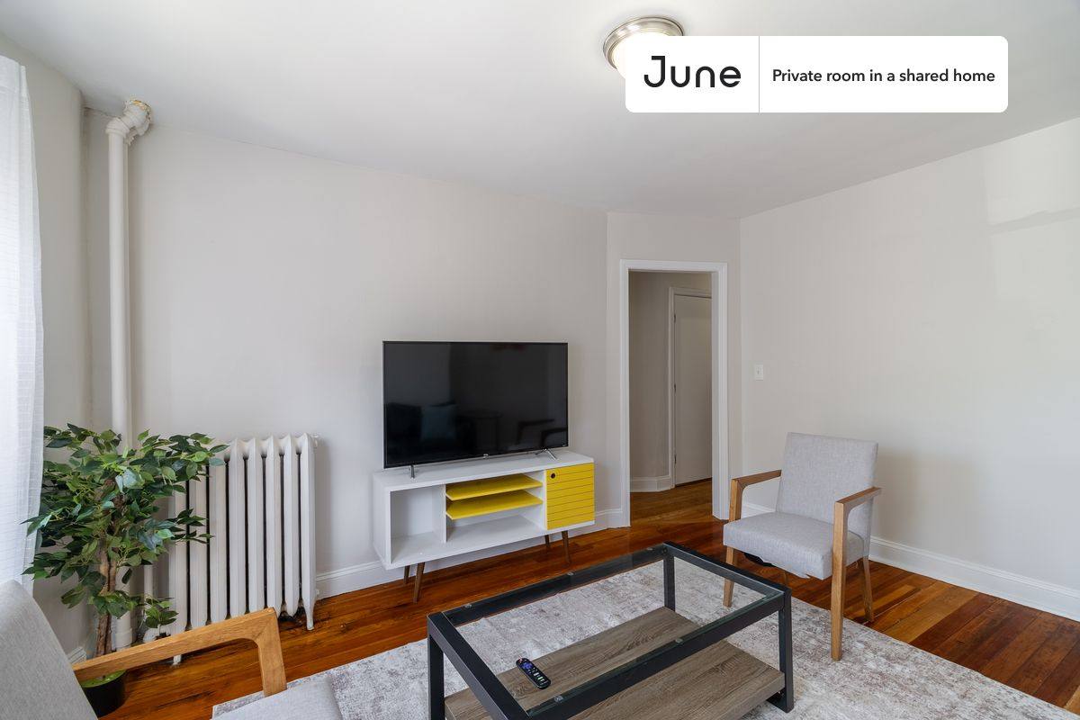Apartment for rent at 184 Walnut Ave, Roxbury, MA 02119