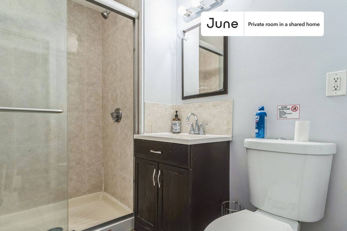Apartment for rent at 39 Adrian St E, Somerville, MA 02143