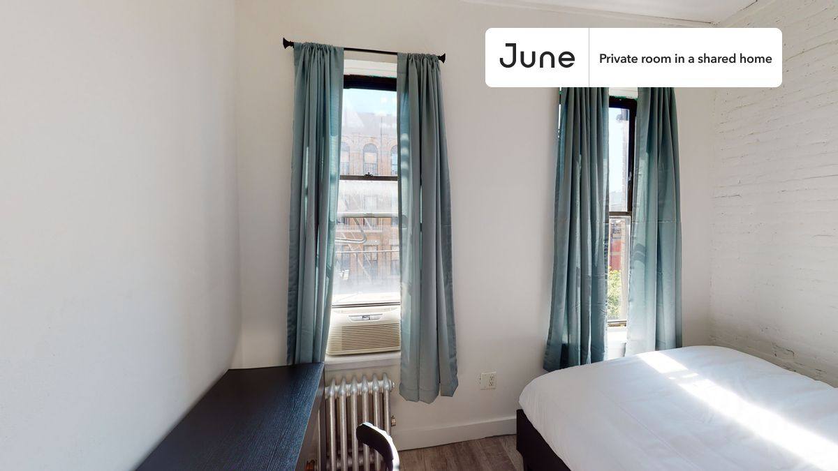 Apartment for rent at 611 E 11th St #B, New York, NY 10009