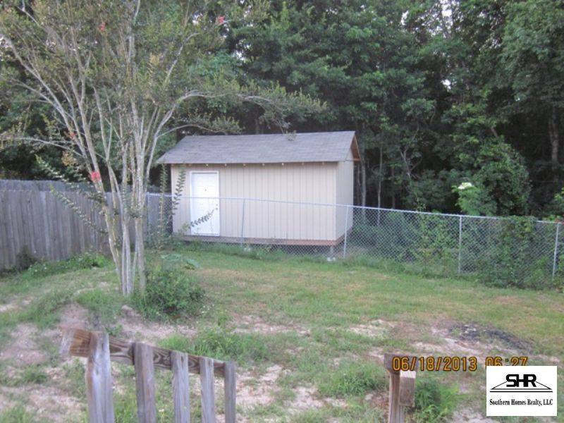 House for rent at 3428 Riverside Dr, Pensacola, FL 32514