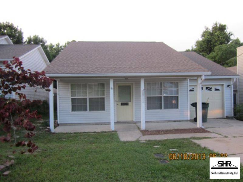 House for rent at 3428 Riverside Dr, Pensacola, FL 32514