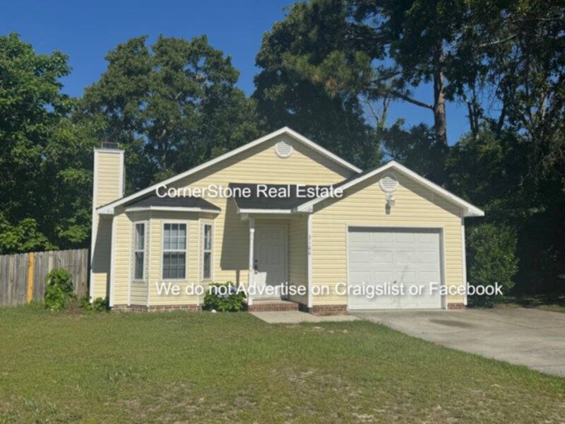 House for rent at 3100 Winesap Rd, Hope Mills, NC 28348