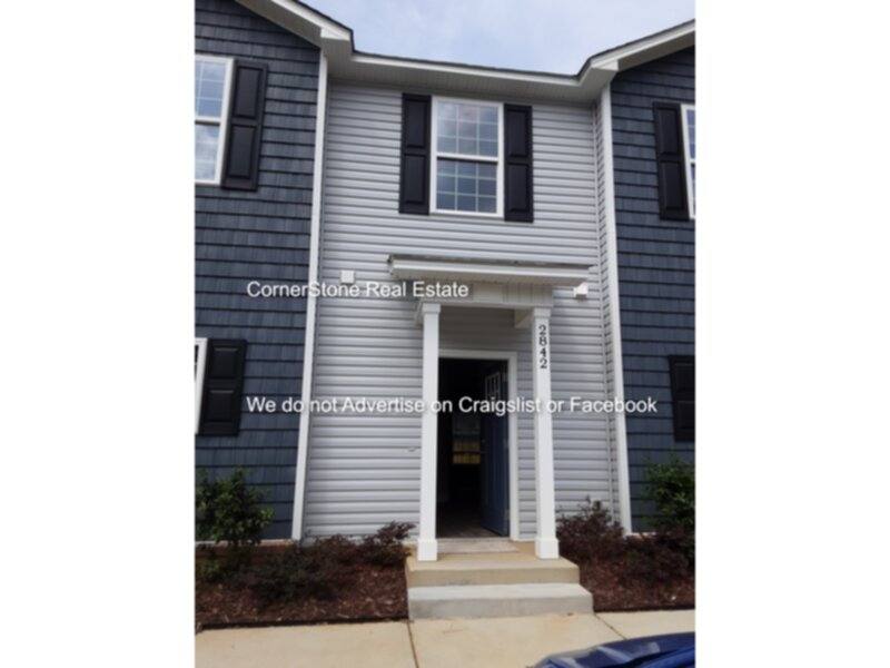 Townhouse for rent at 2842 Little Dr, Fayetteville, NC 28314