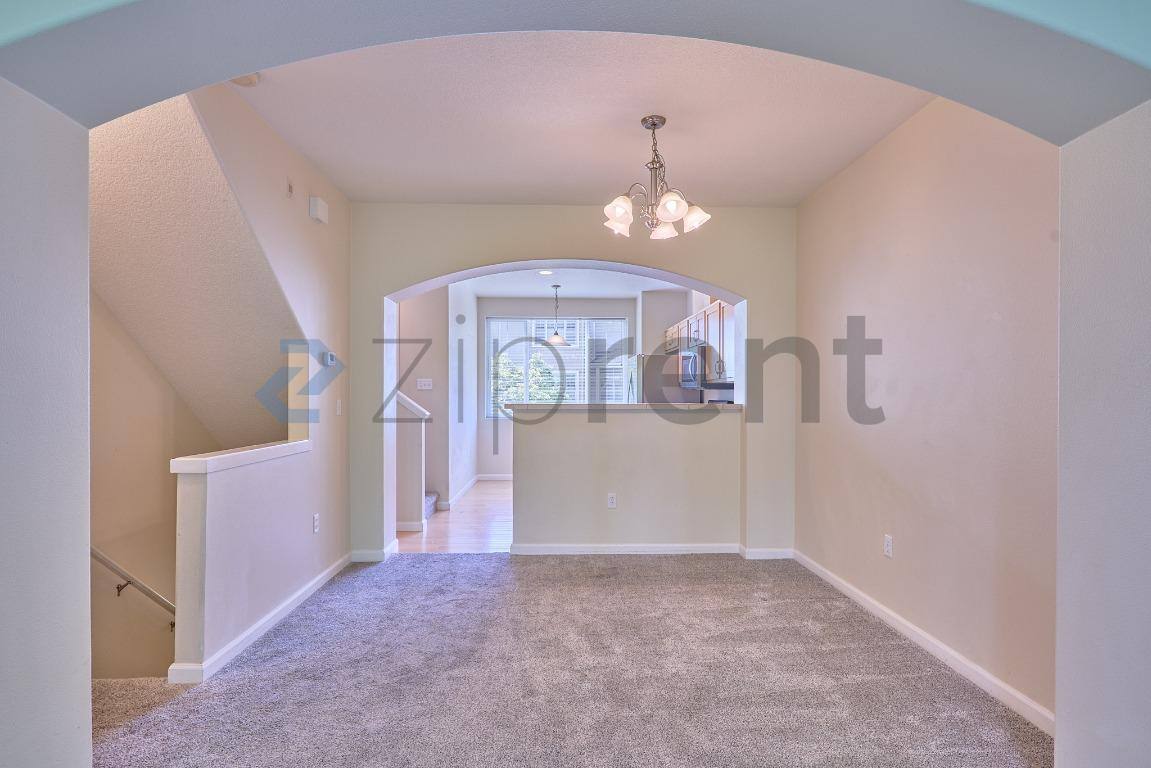 Townhouse for rent at 15440 SW Mallard Dr #102, Beaverton, OR 97007