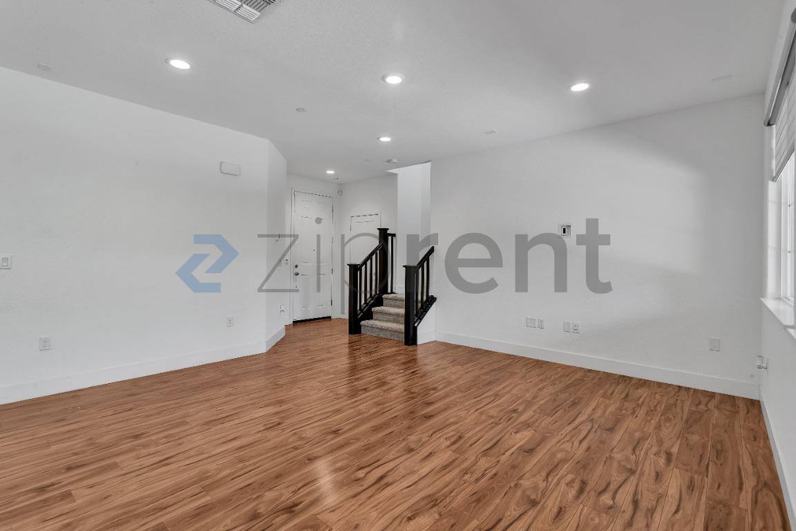 House for rent at 1483 S Barker St, Tracy, CA 95391