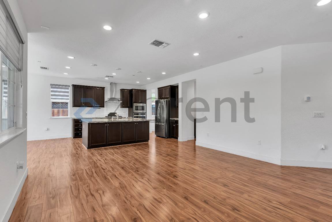 House for rent at 1483 S Barker St, Tracy, CA 95391