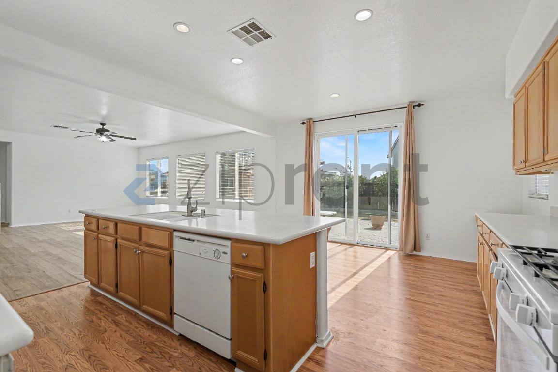 House for rent at 1854 Bankstown Way, Perris, CA 92571