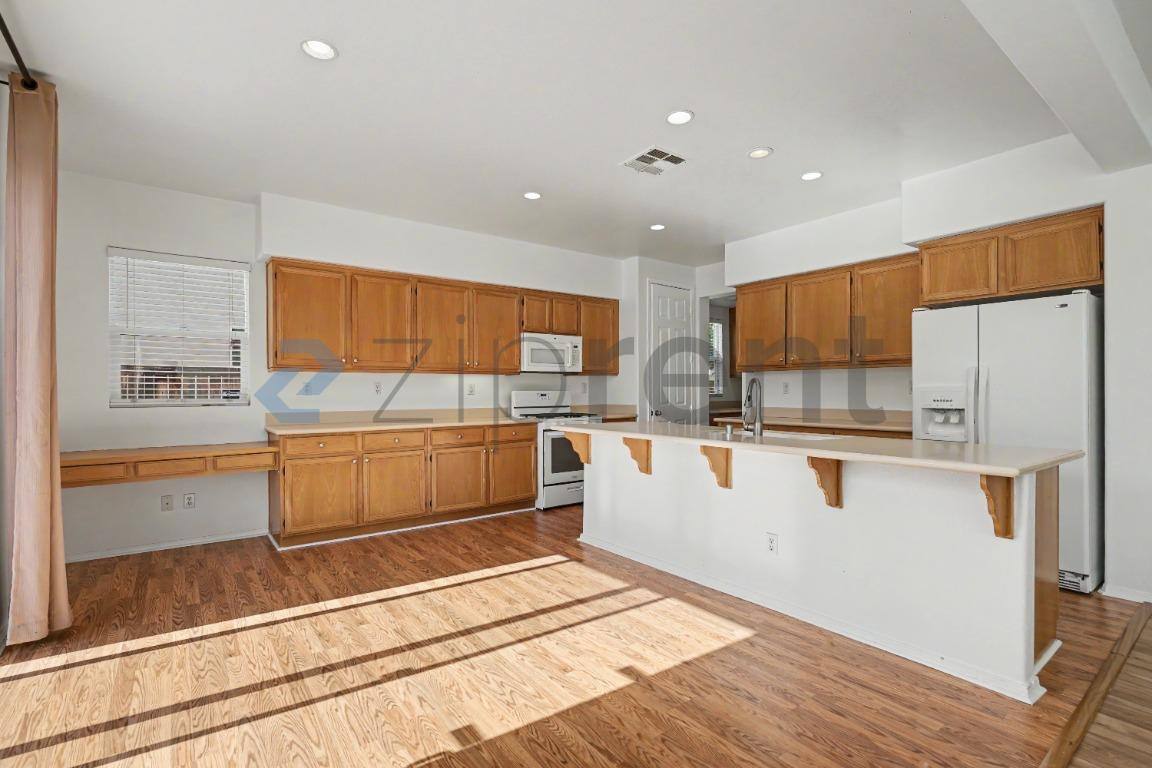 House for rent at 1854 Bankstown Way, Perris, CA 92571