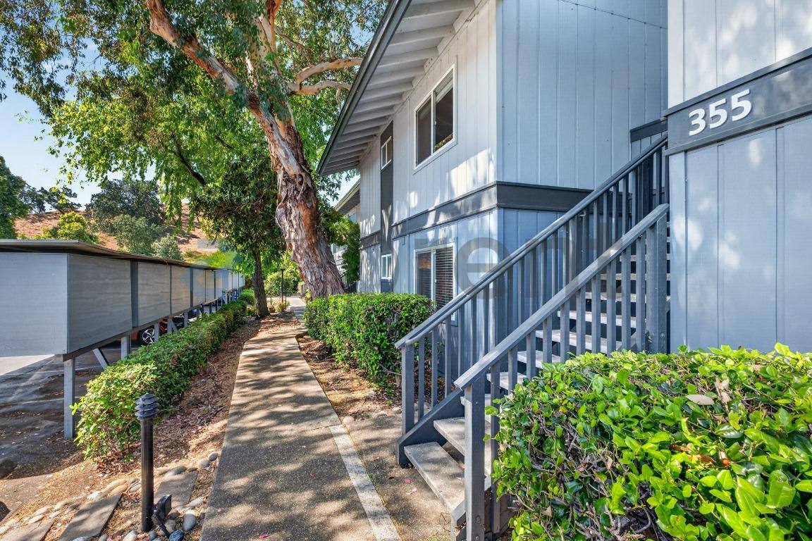 Apartment for rent at 355 Masters Court #1, Walnut Creek, CA 94598