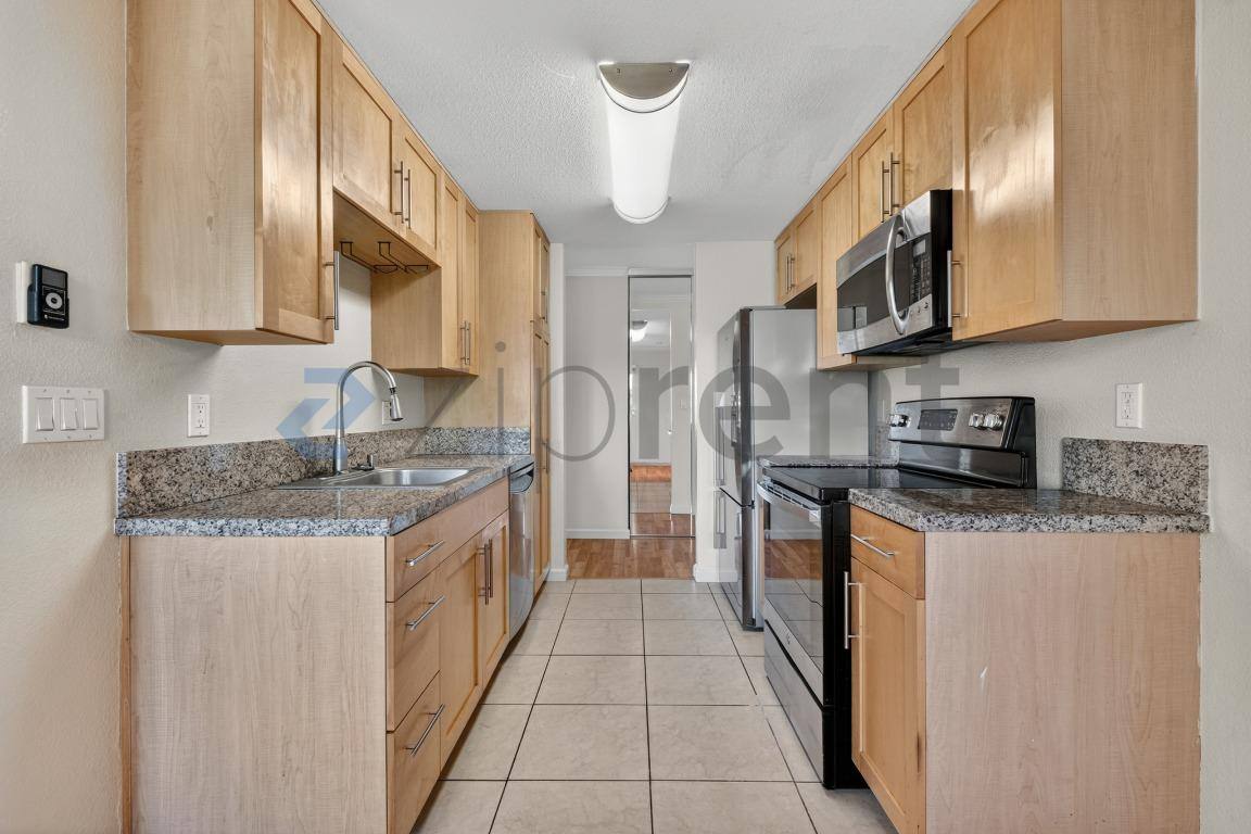 Apartment for rent at 355 Masters Court #1, Walnut Creek, CA 94598