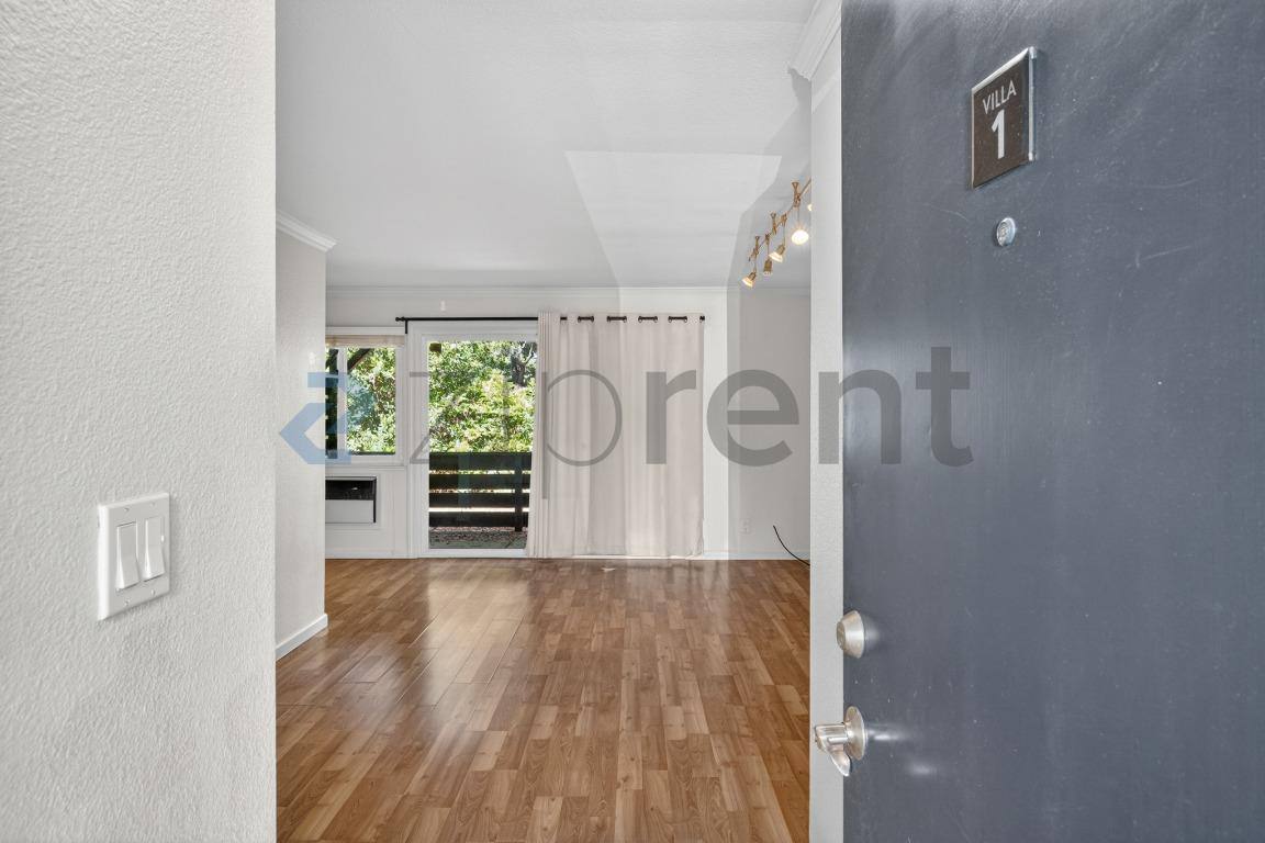 Apartment for rent at 355 Masters Court #1, Walnut Creek, CA 94598