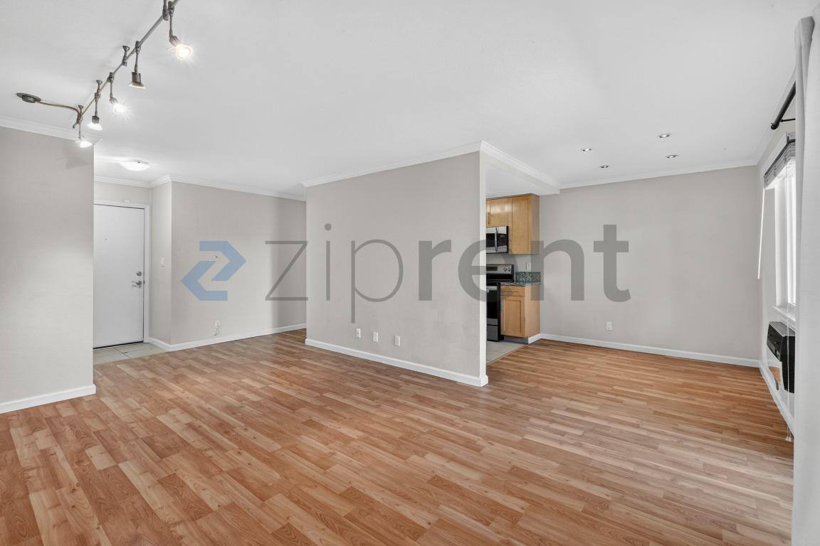 Apartment for rent at 355 Masters Court #1, Walnut Creek, CA 94598