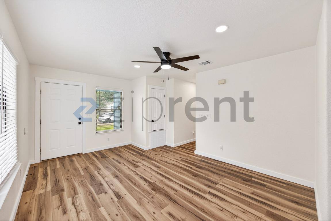 House for rent at 838 McCauley Blvd, San Antonio, TX 78221
