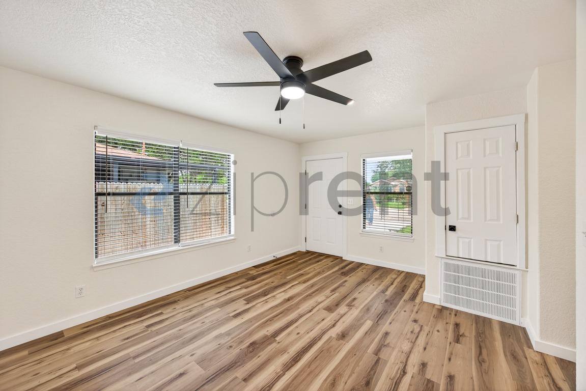 House for rent at 838 McCauley Blvd, San Antonio, TX 78221