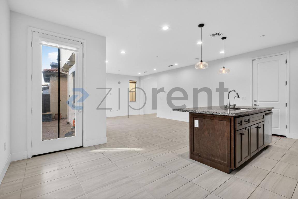 House for rent at 665 N Amarone Dr, Tracy, CA 95391