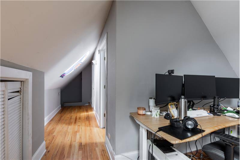 Apartment for rent at 1314 W Roscoe #2R, Chicago, IL 60657
