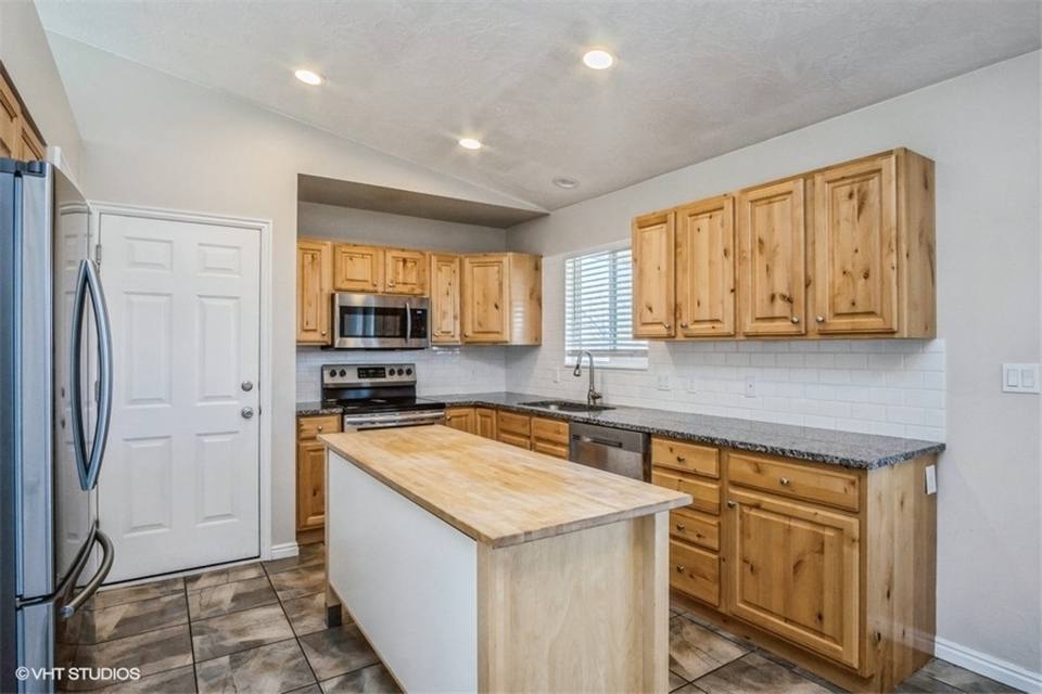 House for rent at 1365 N 150 E, Springville, UT 84663