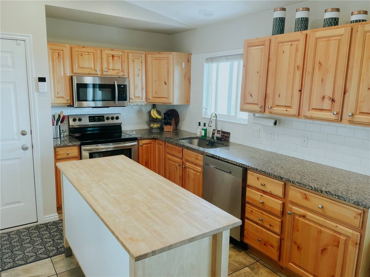 House for rent at 1365 N 150 E, Springville, UT 84663