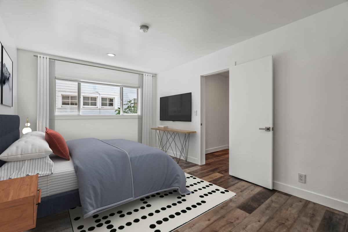Apartment for rent at 2730 Raymond Ave, Los Angeles, CA 90007