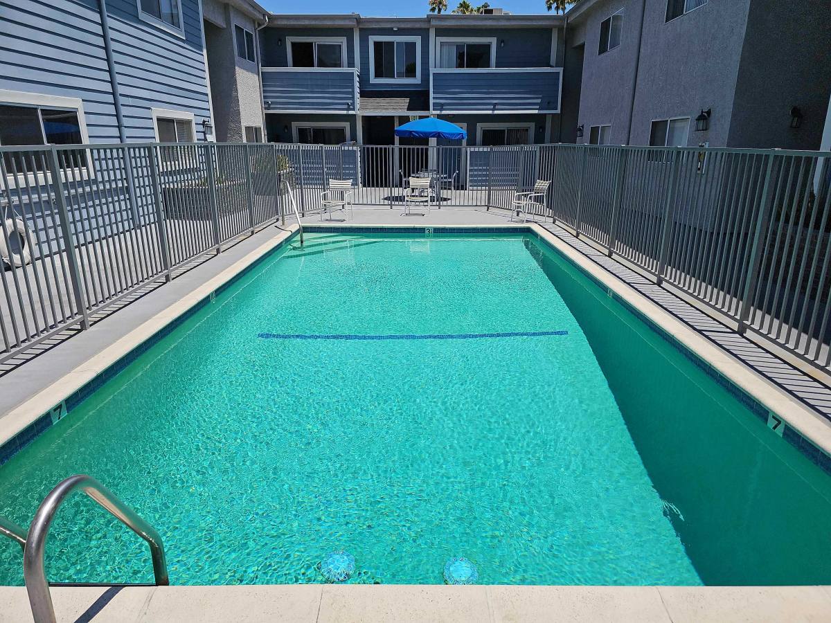 Apartment for rent at 19119 Sherman Way #112, Reseda, CA 91335