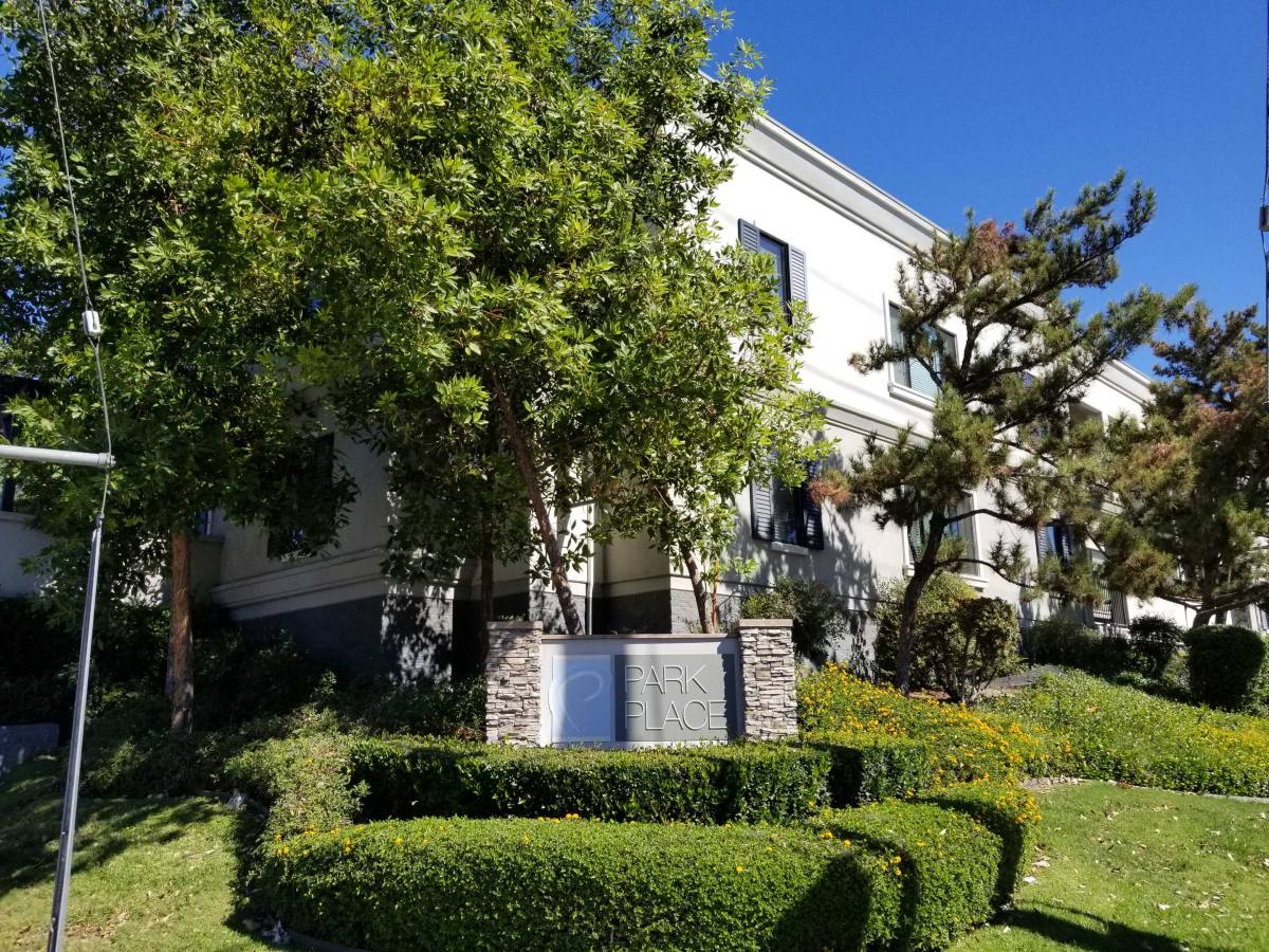 Apartment for rent at 8710 De Soto Ave #113, Canoga Park, CA 91304