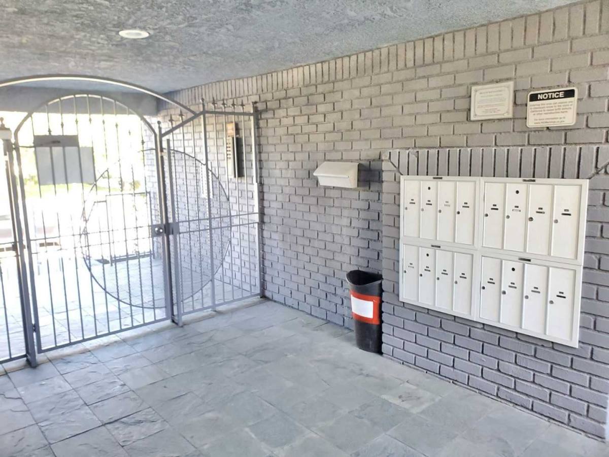 Apartment for rent at 15010 Burbank Blvd #202, Van Nuys, CA 91411