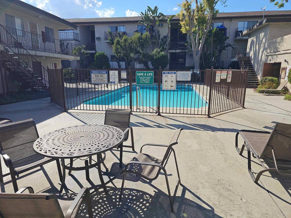 Apartment for rent at 7435 Sepulveda Blvd #83, Van Nuys, CA 91405